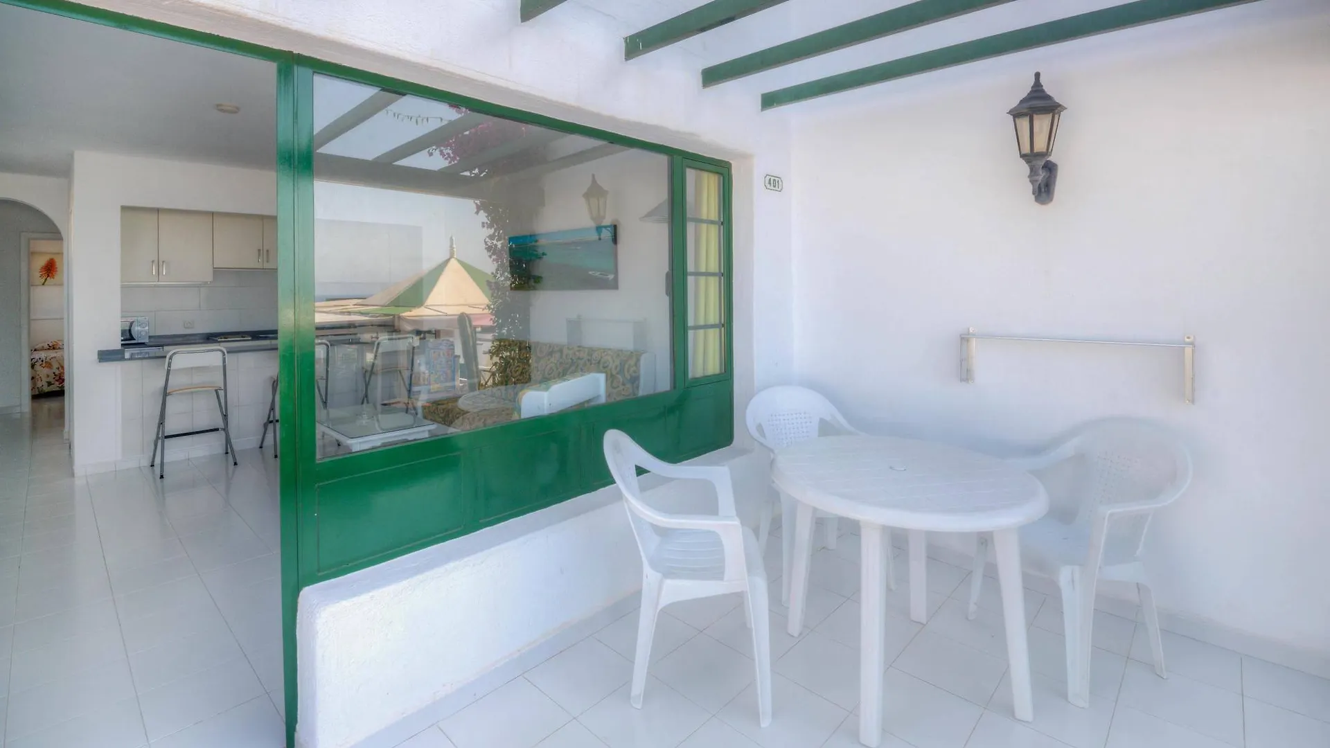 Morana Apartamentos Puerto del Carmen  2*, Puerto del Carmen (Lanzarote) Espanha